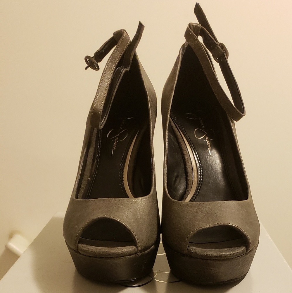 Jessica Simpson Wedges